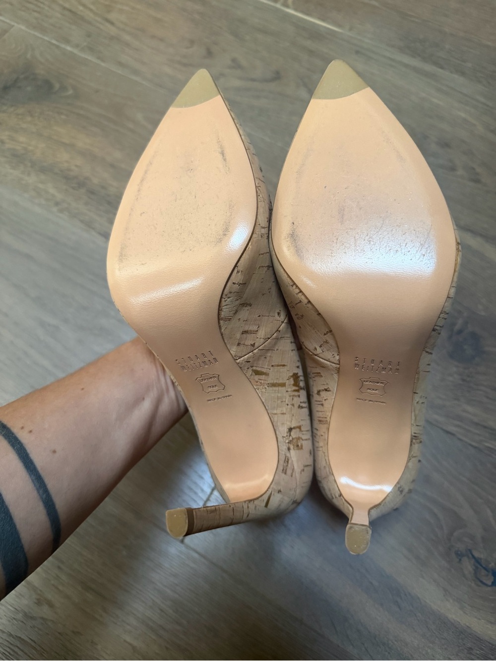 Classic Pointed-Toe Nude Pumps - Picture 4 of 7